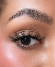 Load image into Gallery viewer, Cinnamon Roll Eyelash Strips