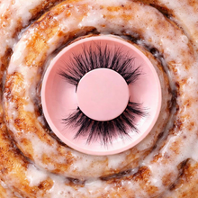 Load image into Gallery viewer, Cinnamon Roll Eyelash Strips