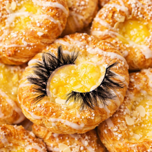 Load image into Gallery viewer, Danish Eyelash Strips